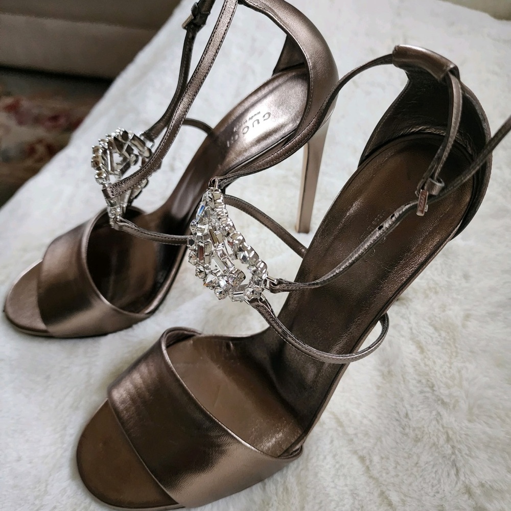 Gucci Metallic Sandal